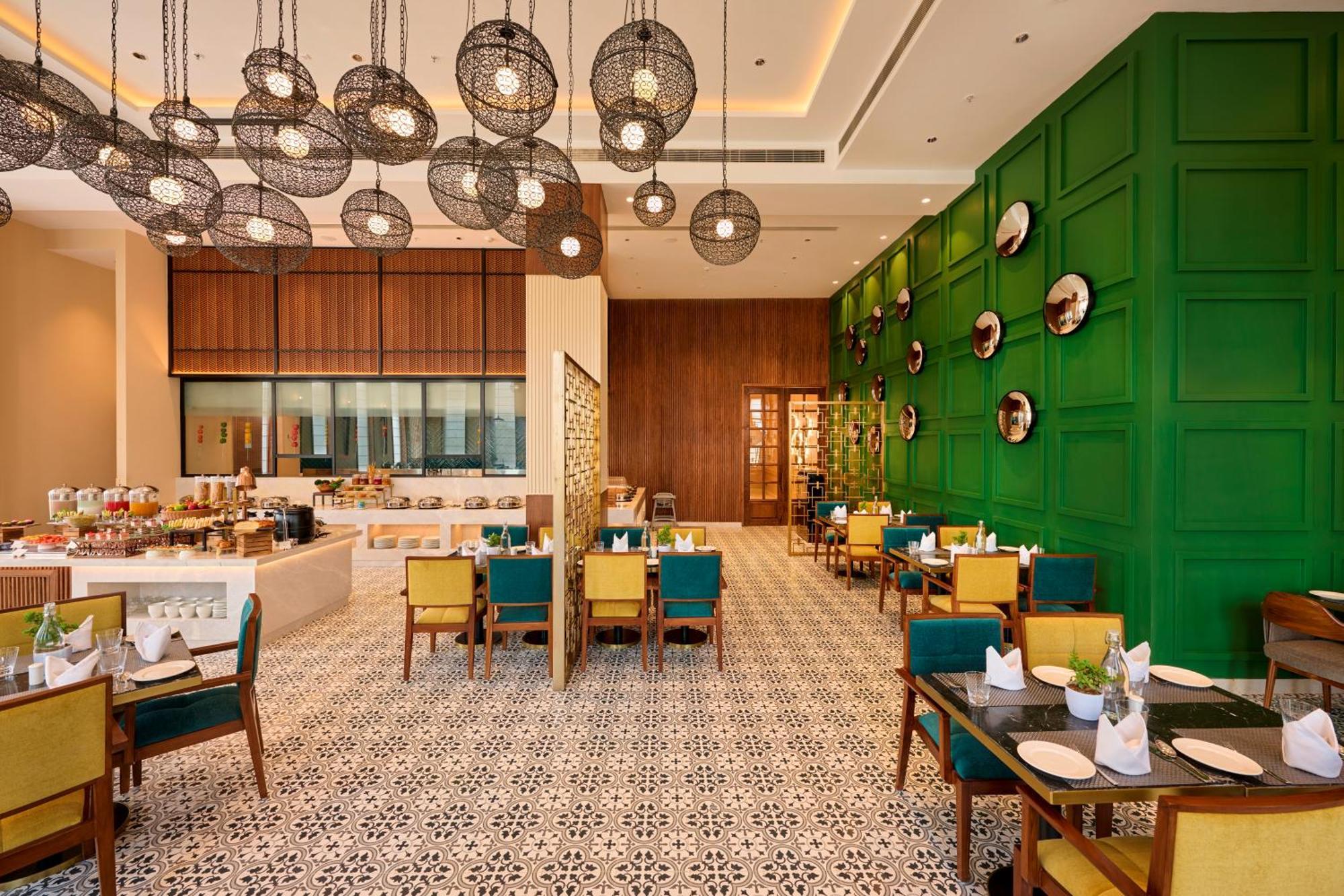 Iris Sarovar Portico Gurgaon Buitenkant foto