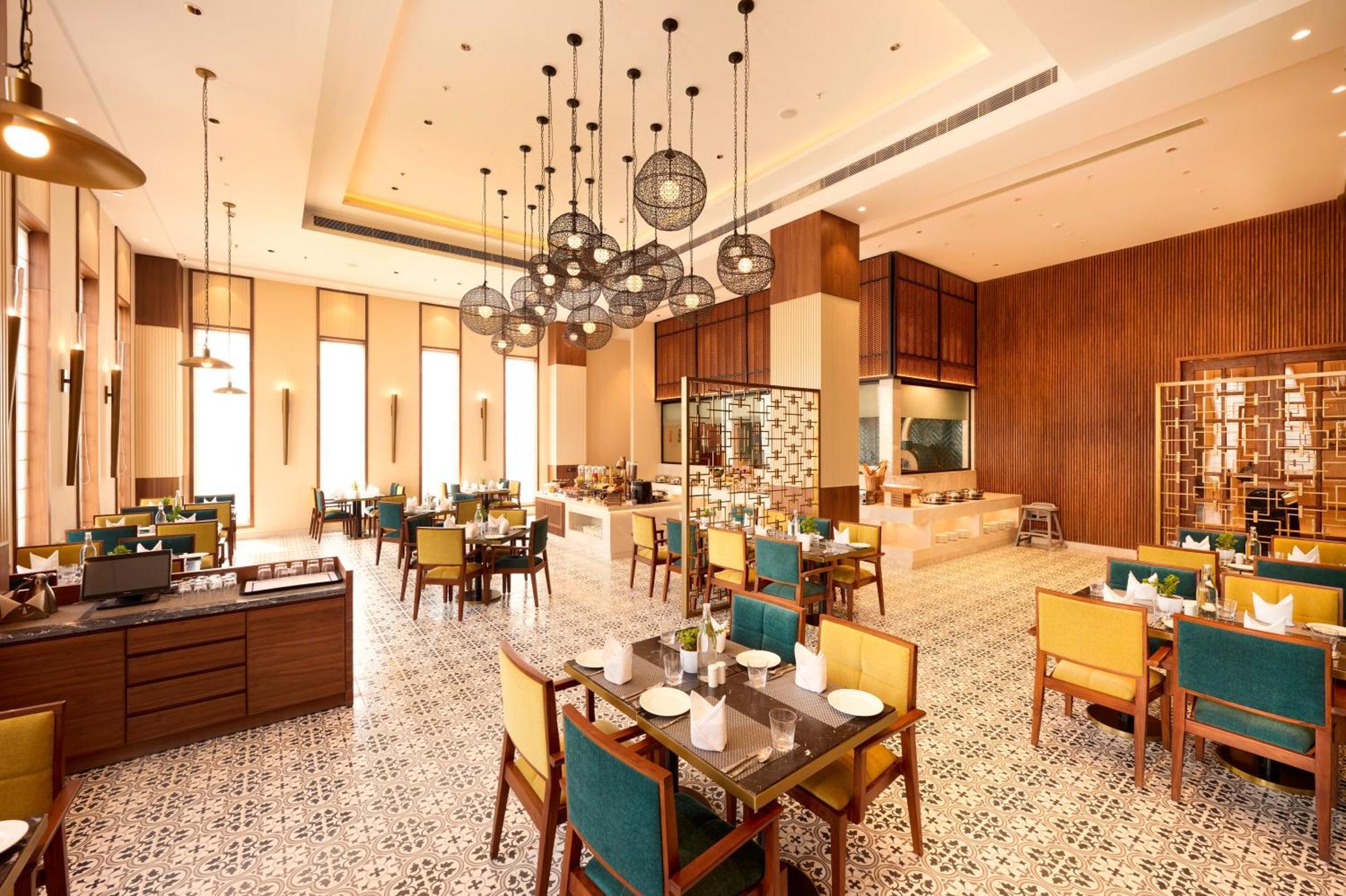 Iris Sarovar Portico Gurgaon Buitenkant foto