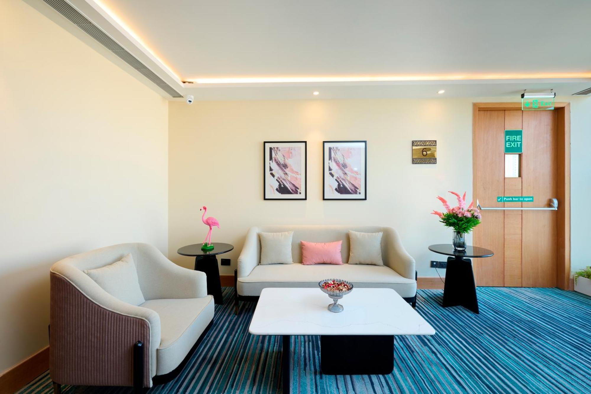 Iris Sarovar Portico Gurgaon Buitenkant foto
