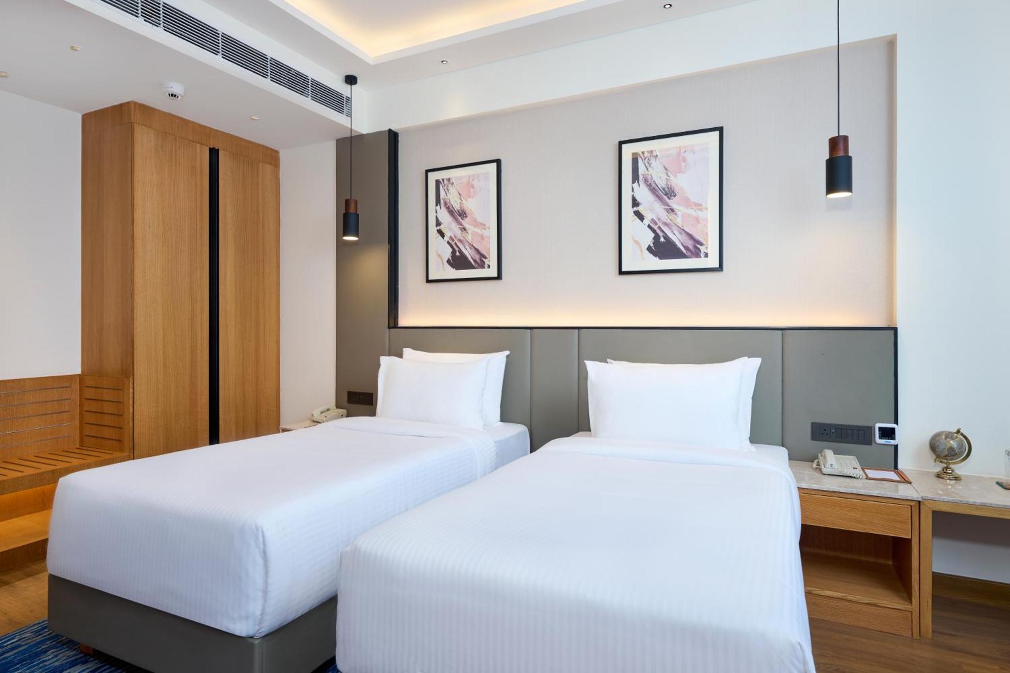 Iris Sarovar Portico Gurgaon Buitenkant foto