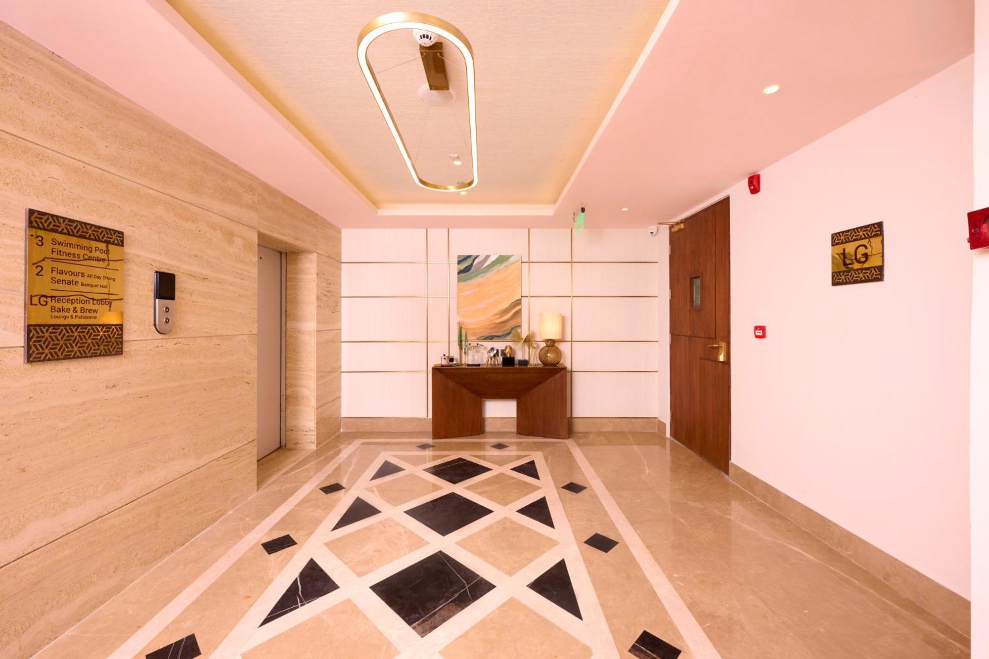 Iris Sarovar Portico Gurgaon Buitenkant foto