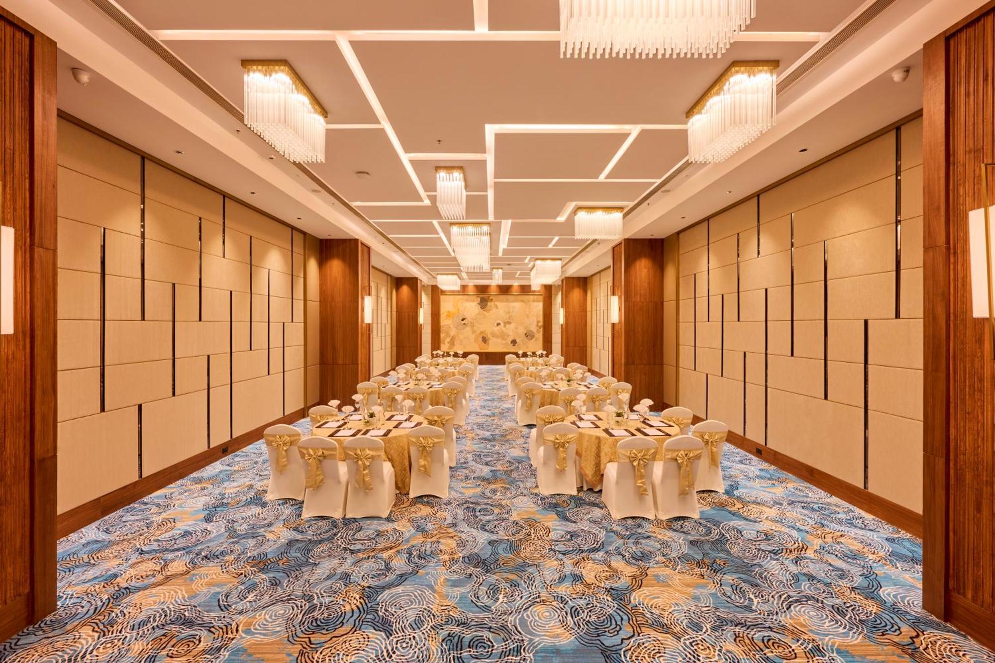 Iris Sarovar Portico Gurgaon Buitenkant foto